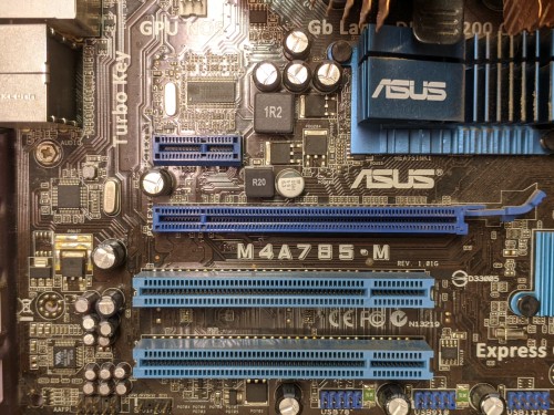 Asus M2A-VM HDMI